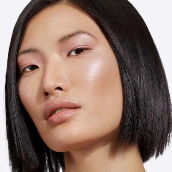 MAC PINKLITE STROBE CREAM. - Picture 3 of 7